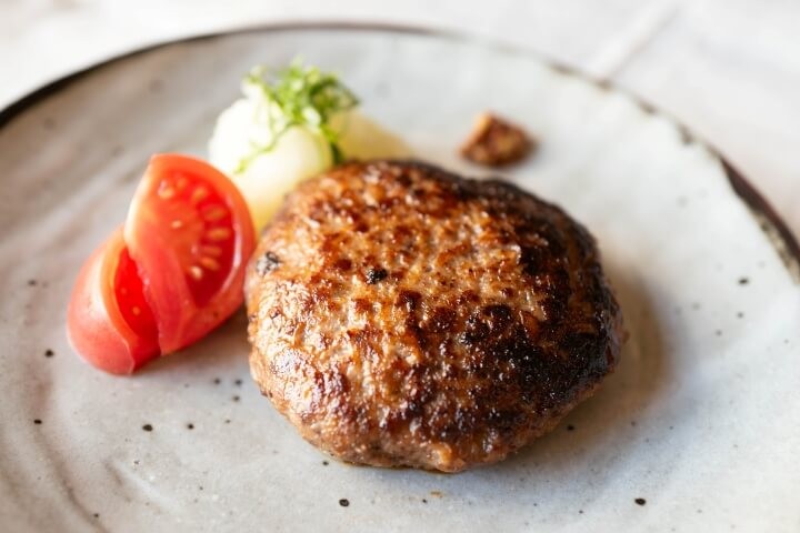 味噌ハンバーグ　大根おろし添え